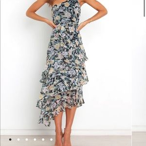 Summer guest wedding dress